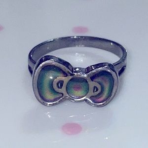 Bow mood ring 🎀